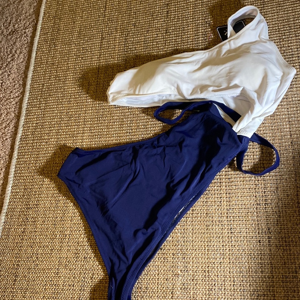 One piece black and white Bathing suit